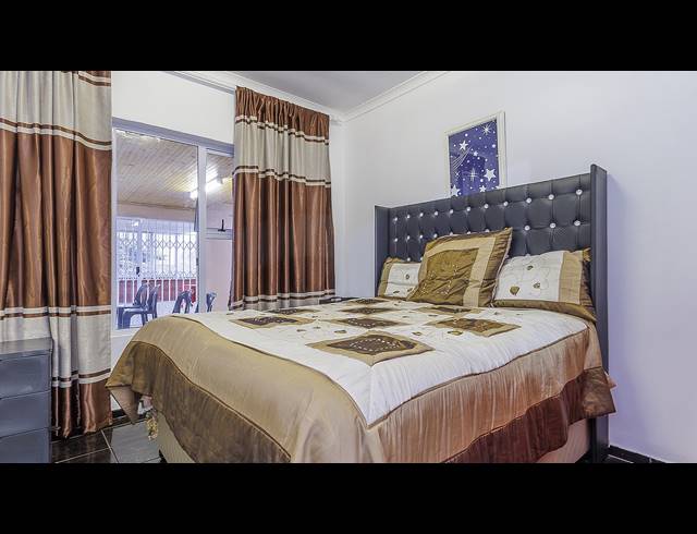 4 BEDROOM HOUSE FOR SALE IN WEST RIDING